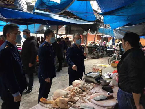 福建市場監管人全力履職，筑牢食用農產品批發領域抗疫防線